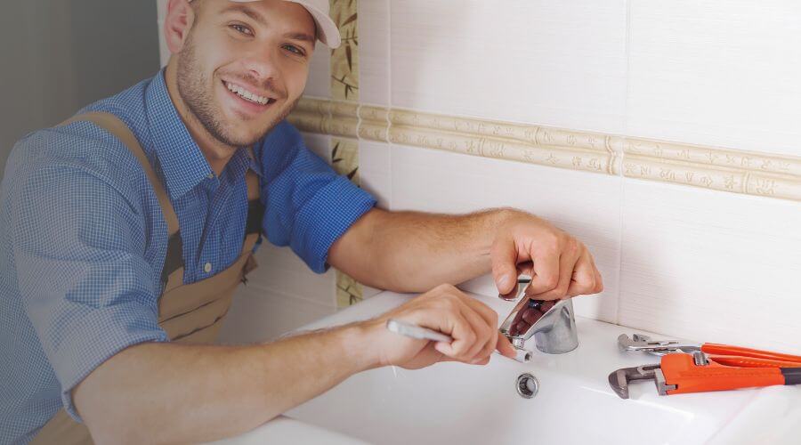 Professional faucet repair services in San Marcos